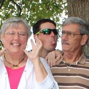 Meet your Posher, Debbie